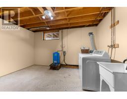 72 Hilltop Drive, Whitewater Region, ON K0J2L0 Photo 34