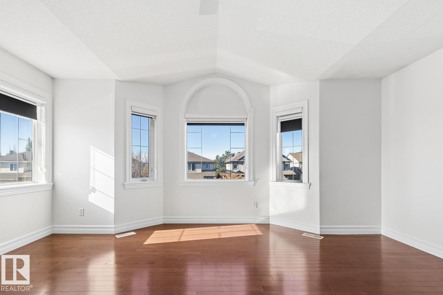 15803 95 Street NW, photo 24