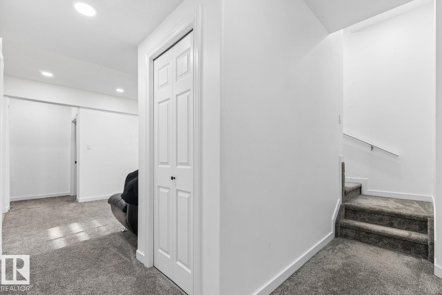 15803 95 Street NW, photo 45