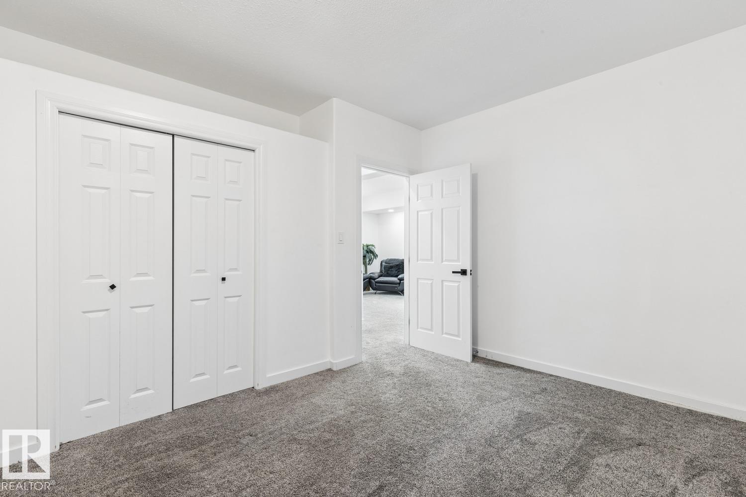 15803 95 Street NW, photo 54