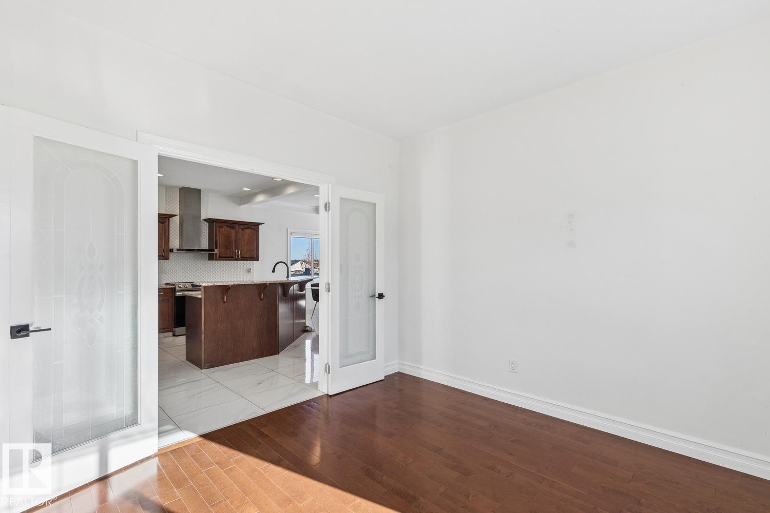 15803 95 Street NW, photo 7