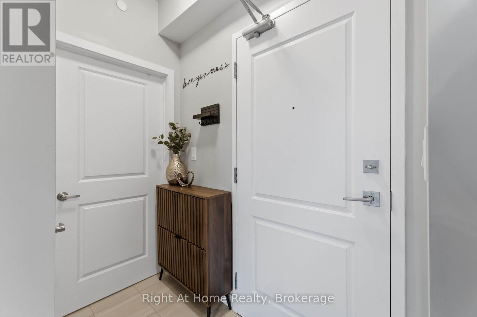 #321 460 DUNDAS STREET E - 6