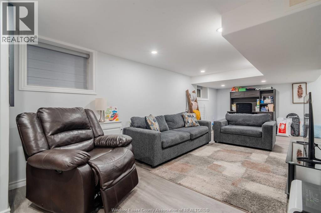 19 ONTARIO STREET - 20