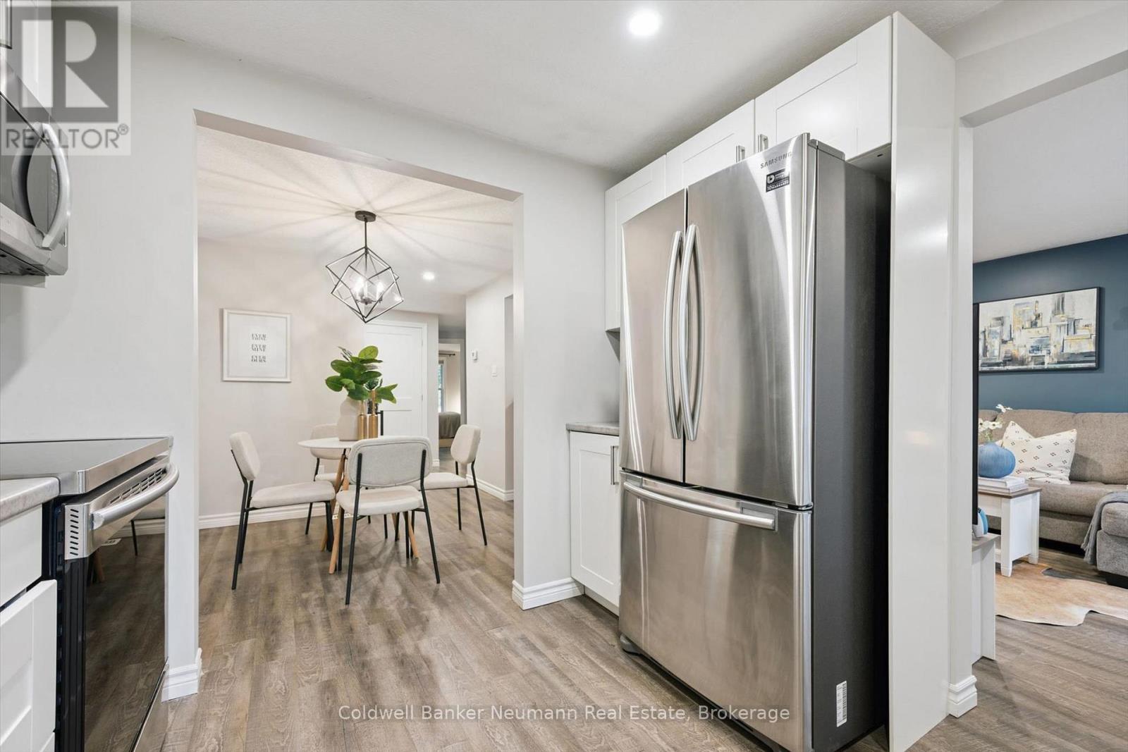 27 Aspen Valley Crescent — photo 17