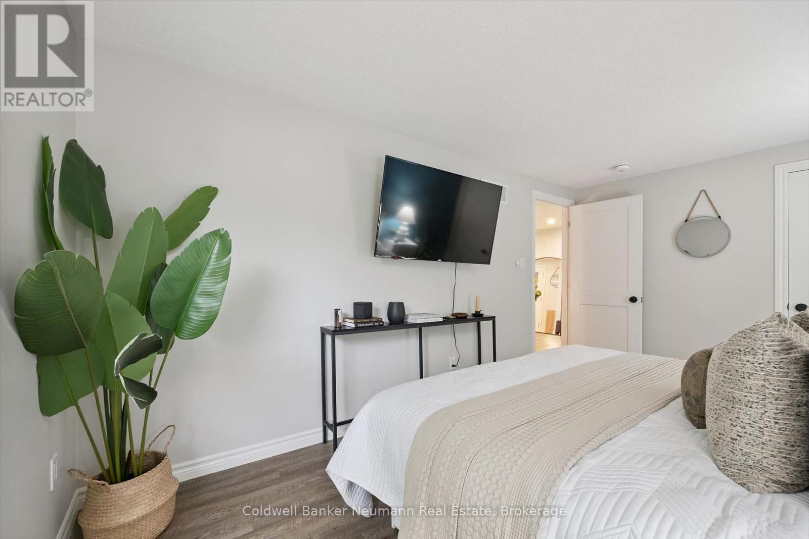 27 Aspen Valley Crescent — photo 19