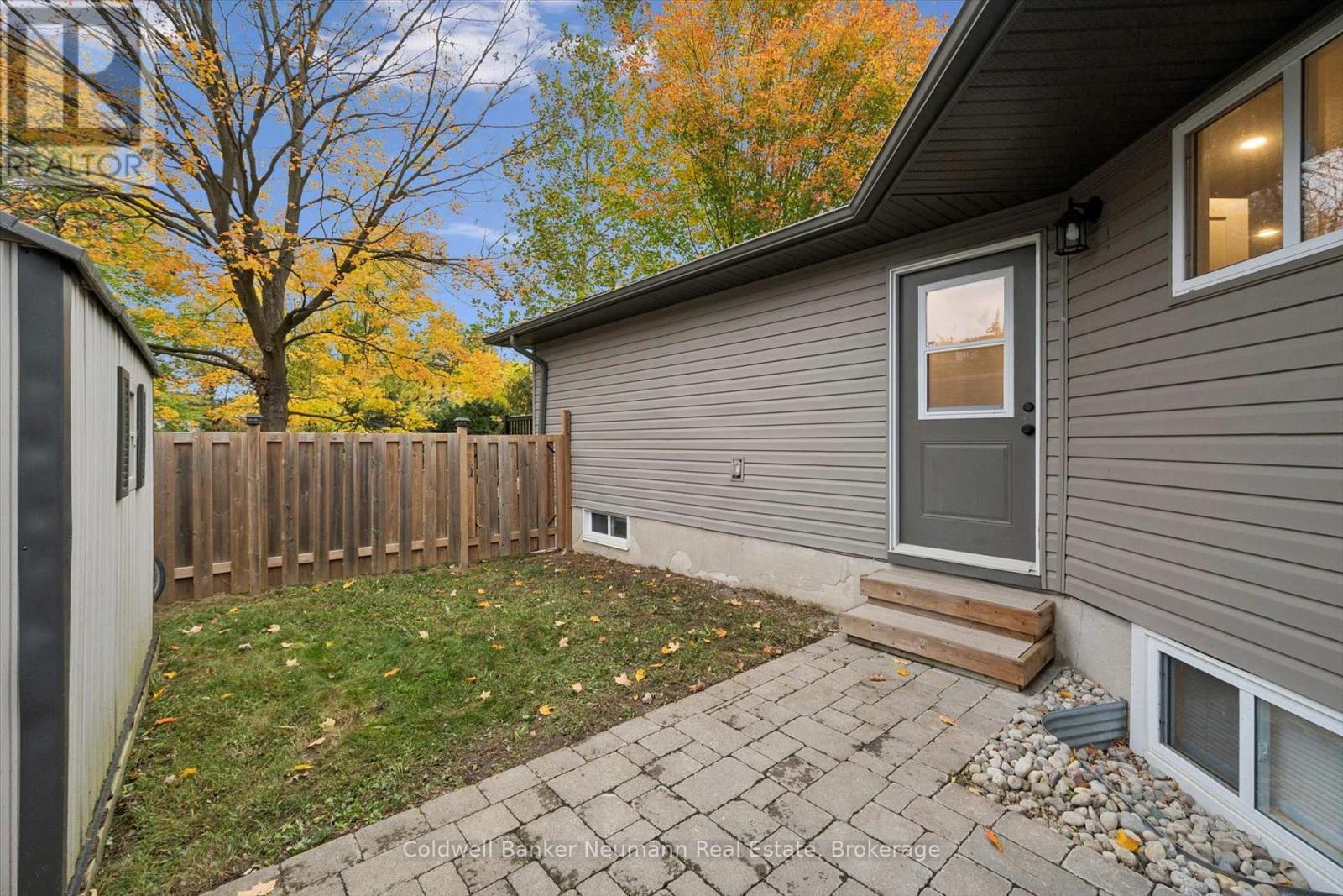 27 Aspen Valley Crescent — photo 23