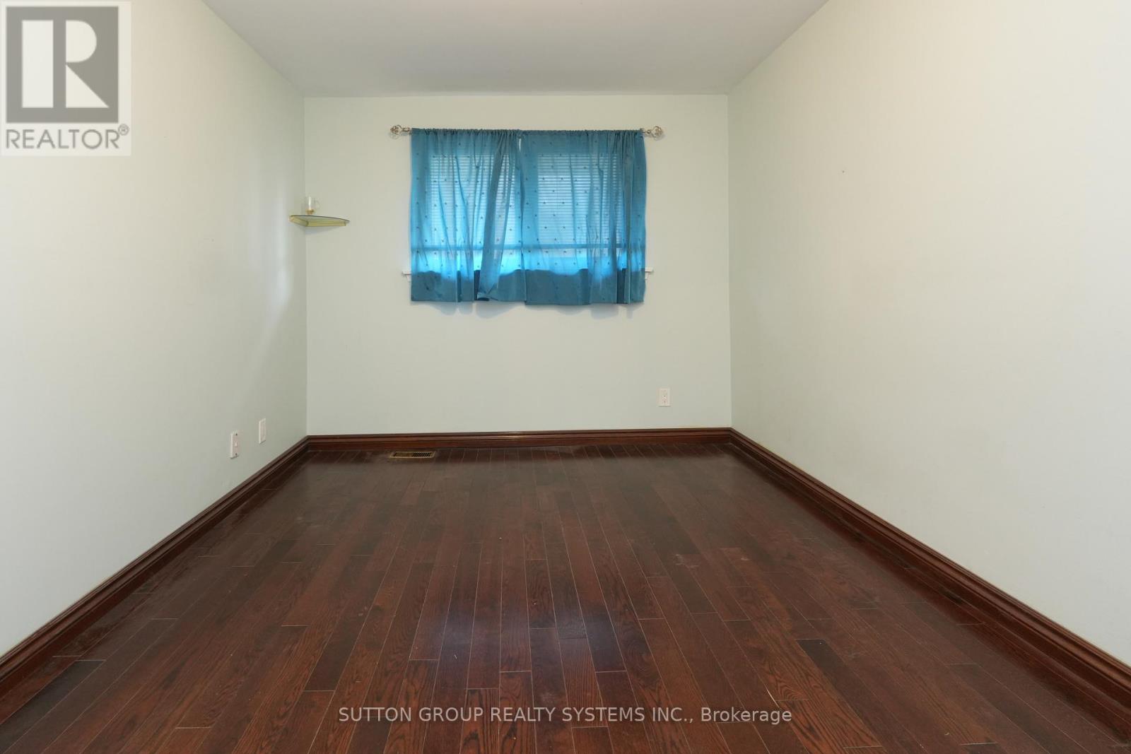 2337 Padstow Crescent — photo 10