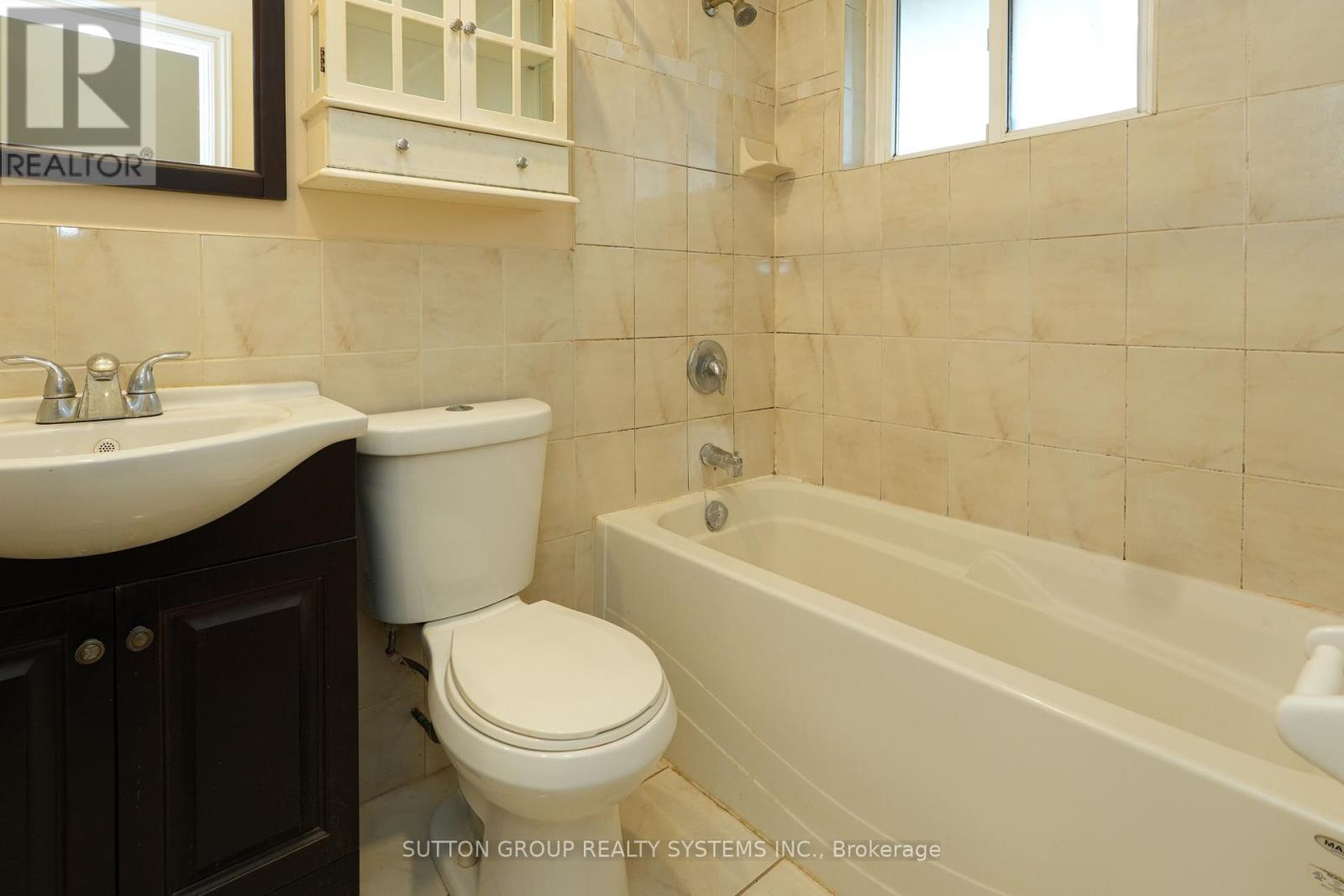 2337 Padstow Crescent — photo 13