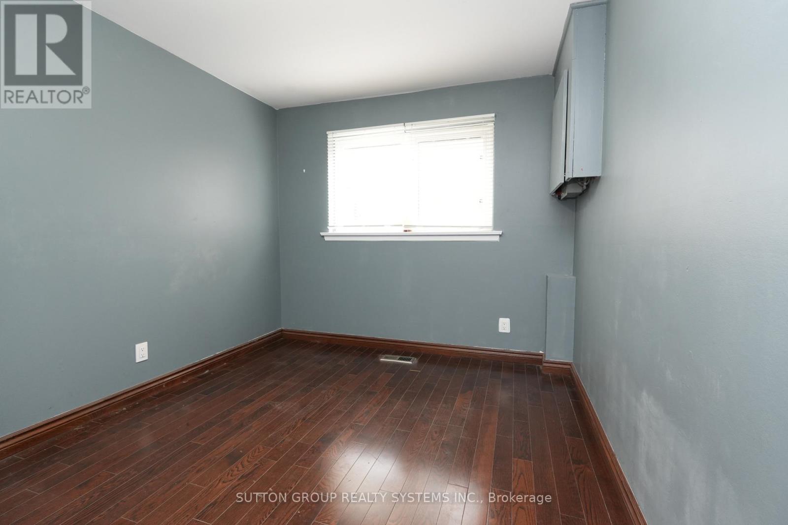 2337 Padstow Crescent — photo 14
