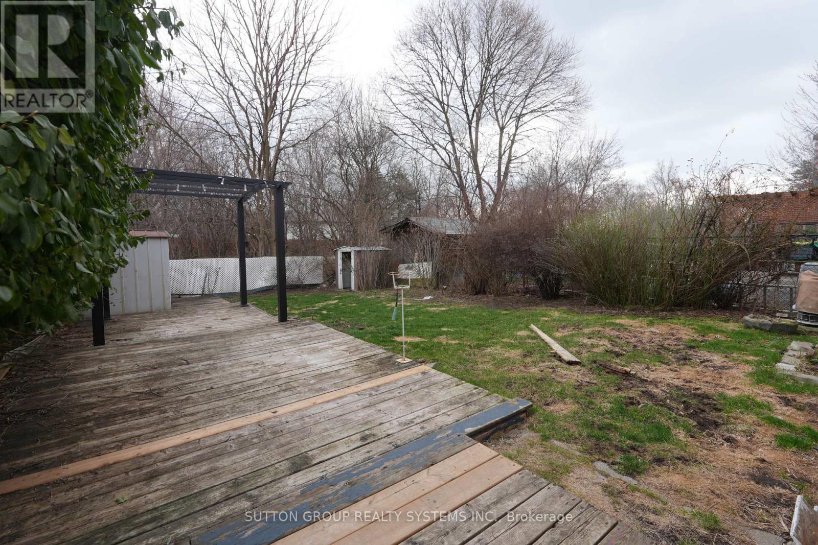 2337 Padstow Crescent — photo 23