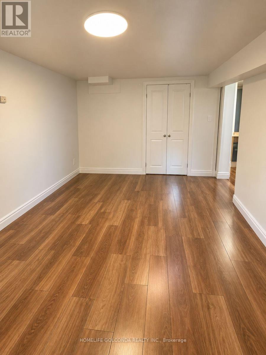 8 Hazelglen Avenue — photo 11