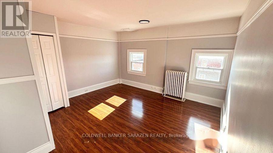 2 Russell Street East — photo 13