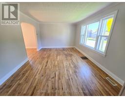 17 Maple Avenue N, Smiths Falls, ON K7A1Z7 Photo 11