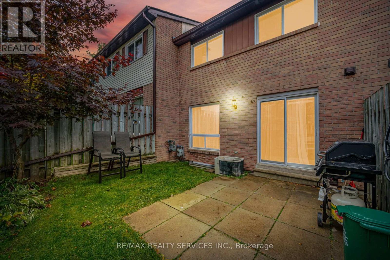 42- 52 Adelaide Street, Barrie, ON photo 42