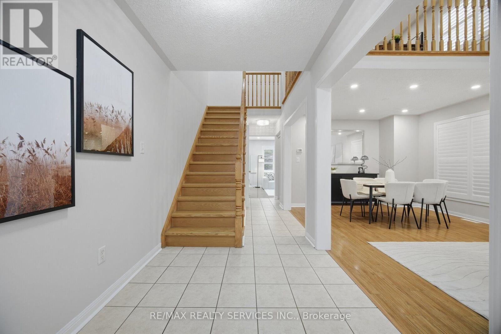 881 Lancaster Boulevard, Milton, ON photo 10