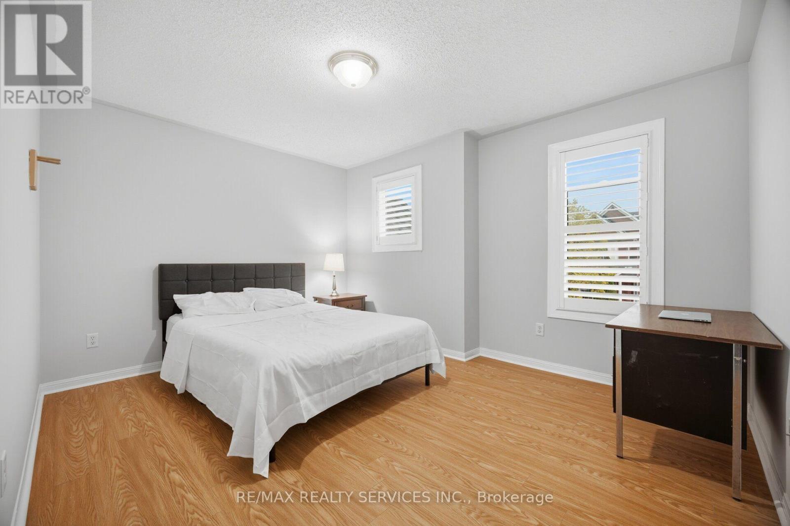 881 Lancaster Boulevard, Milton, ON photo 34