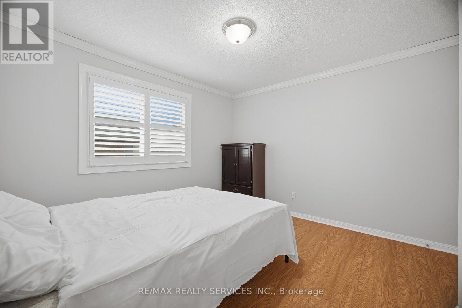 881 Lancaster Boulevard, Milton, ON photo 38