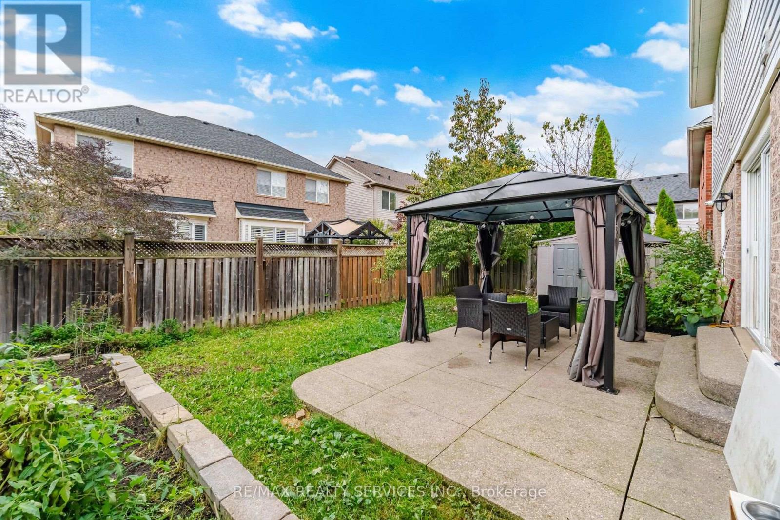881 Lancaster Boulevard, Milton, ON photo 48