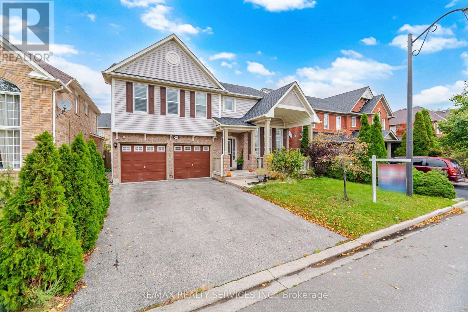 881 Lancaster Boulevard, Milton, ON photo 7