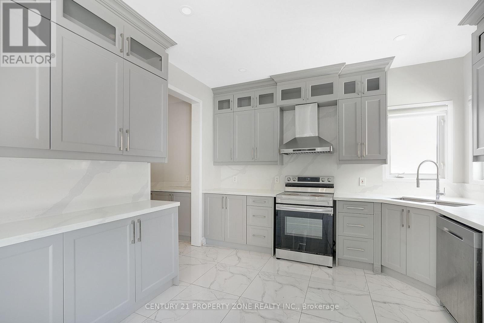 3 FRESHSPRING DRIVE - 20