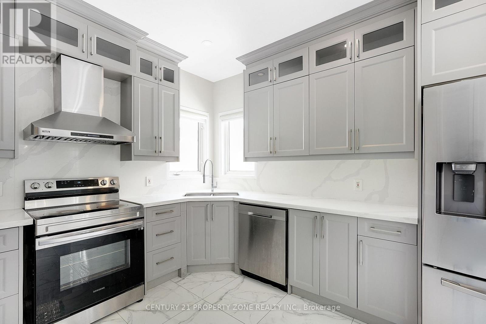 3 FRESHSPRING DRIVE - 22