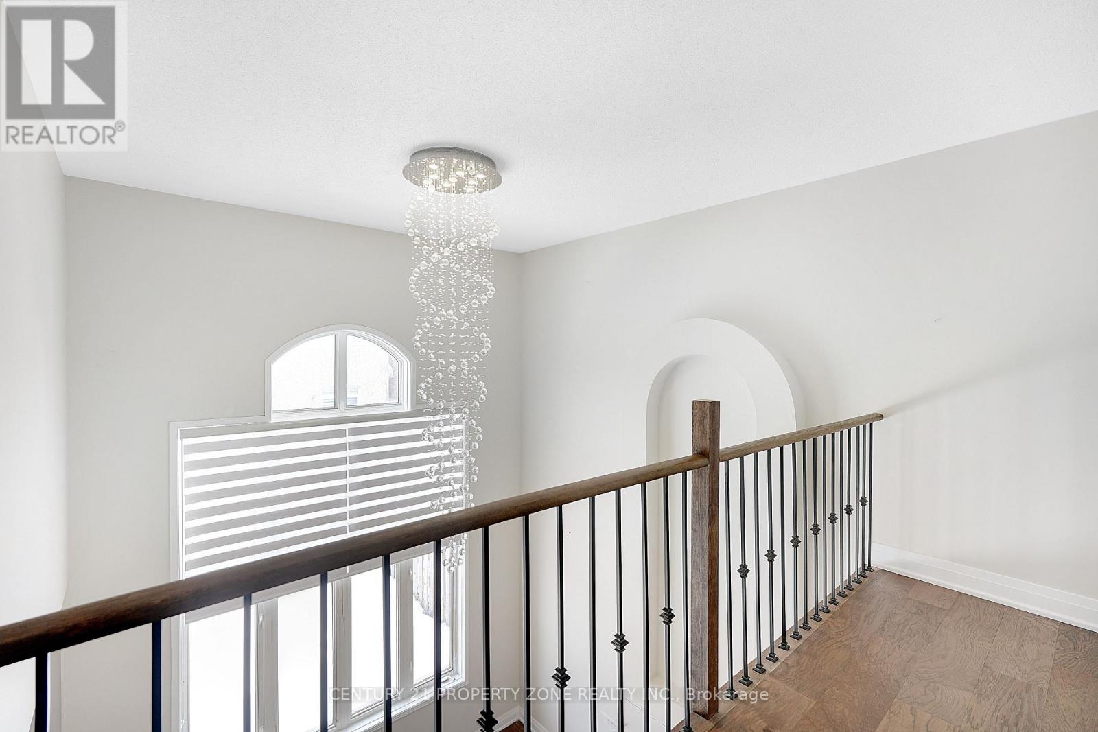 3 FRESHSPRING DRIVE - 26