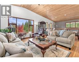 Family room - 22 Crossman Road, Enderby, BC V0E1V3 Photo 6