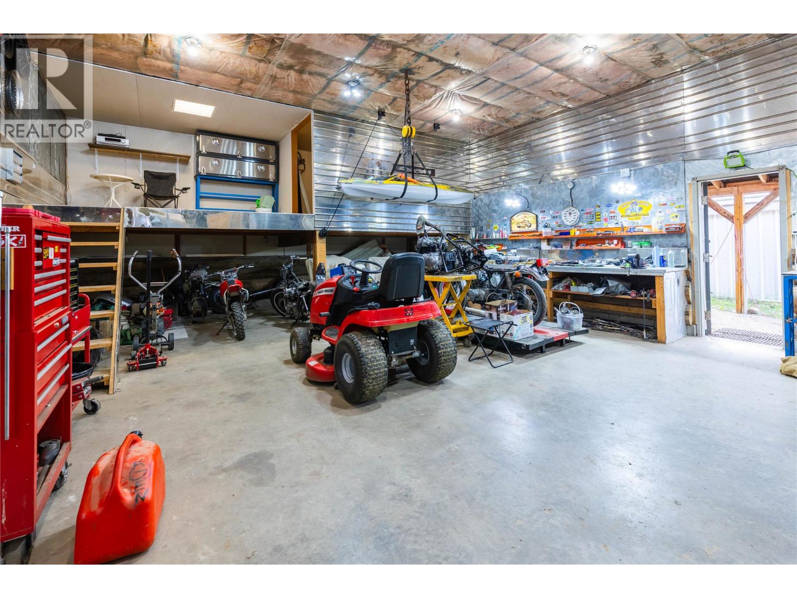  22 Crossman Road, Enderby