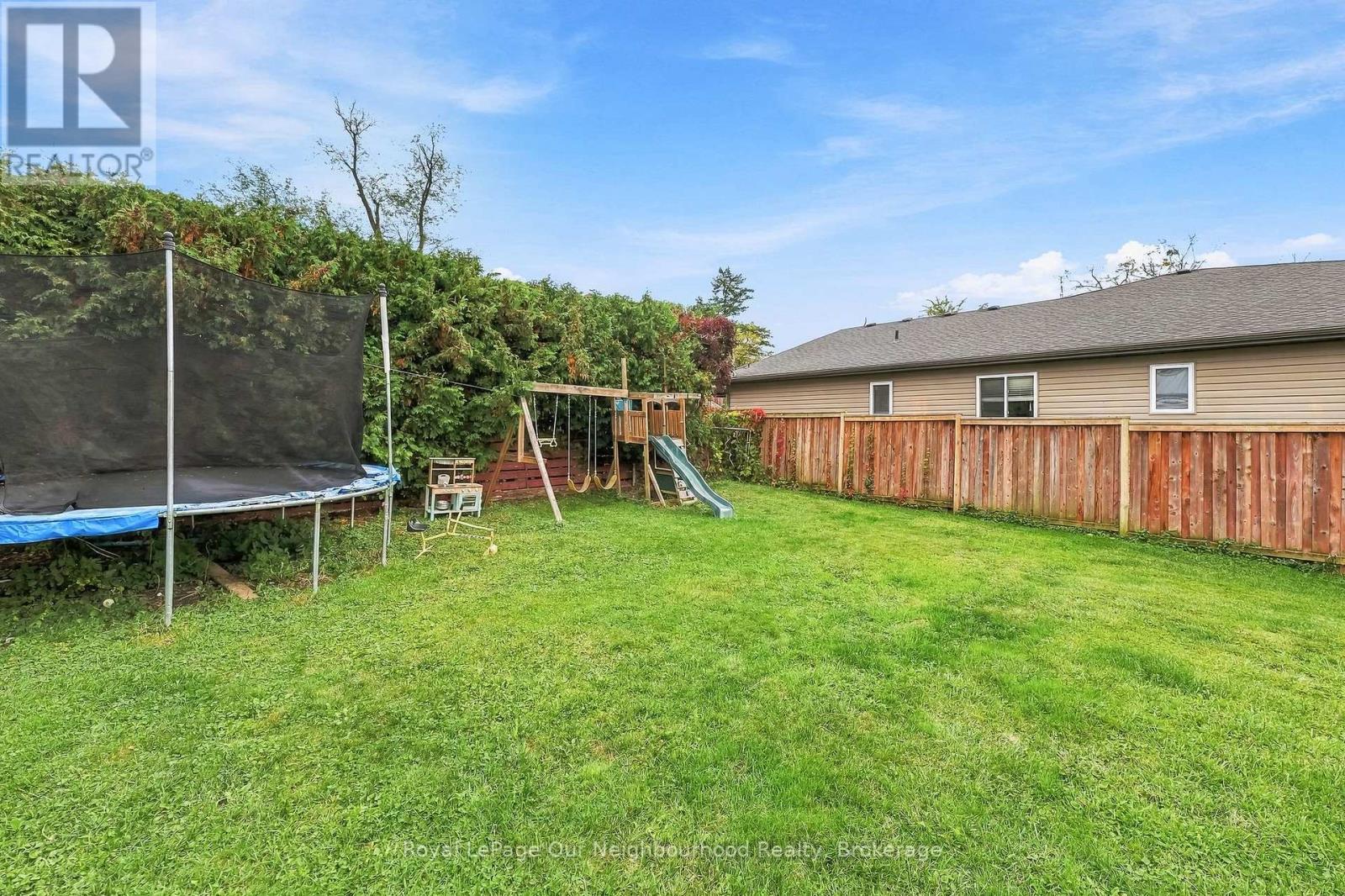 105 SANFORD STREET - 39