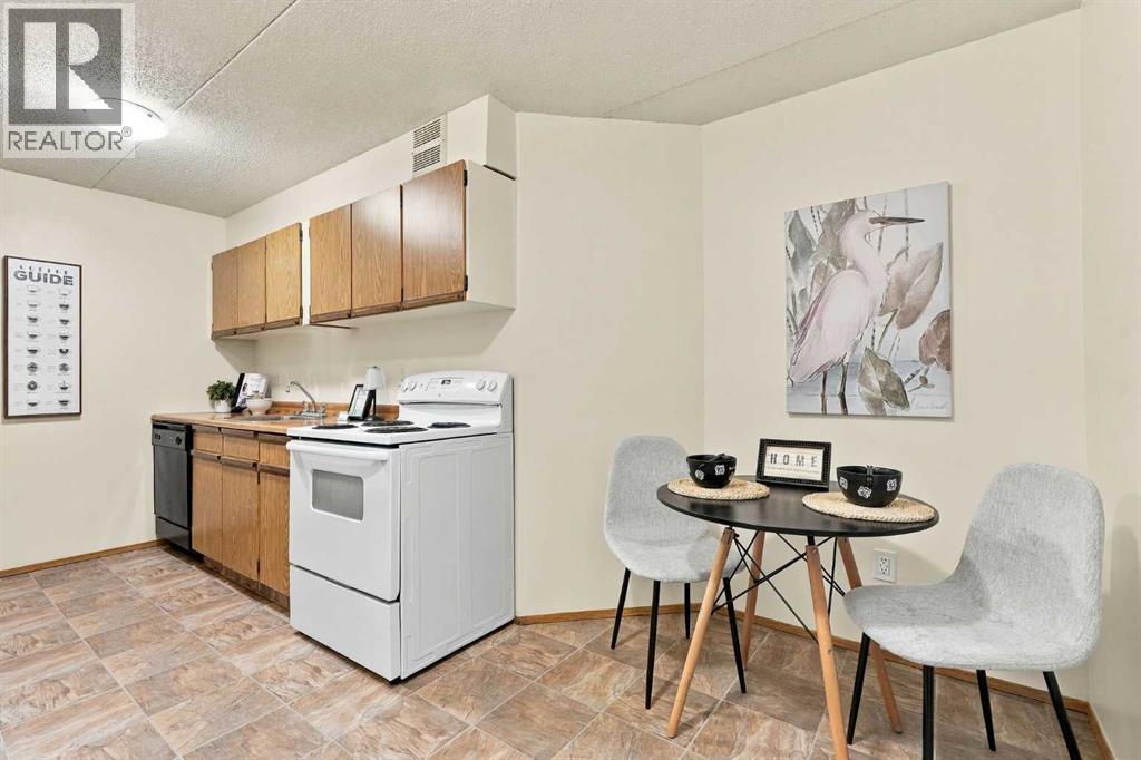 912, 5204 Dalton Drive NW - photo 21