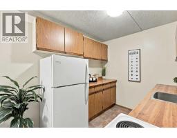 912, 5204 Dalton Drive NW - photo 25