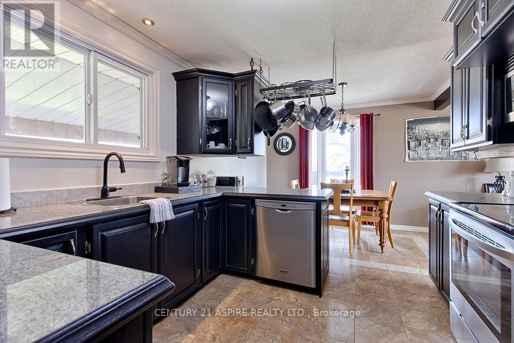 742 Zanders Road — photo 18