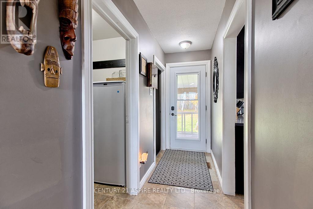 742 Zanders Road — photo 21