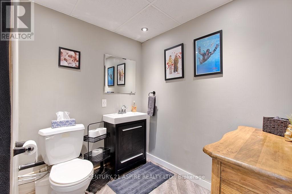 742 Zanders Road — photo 34