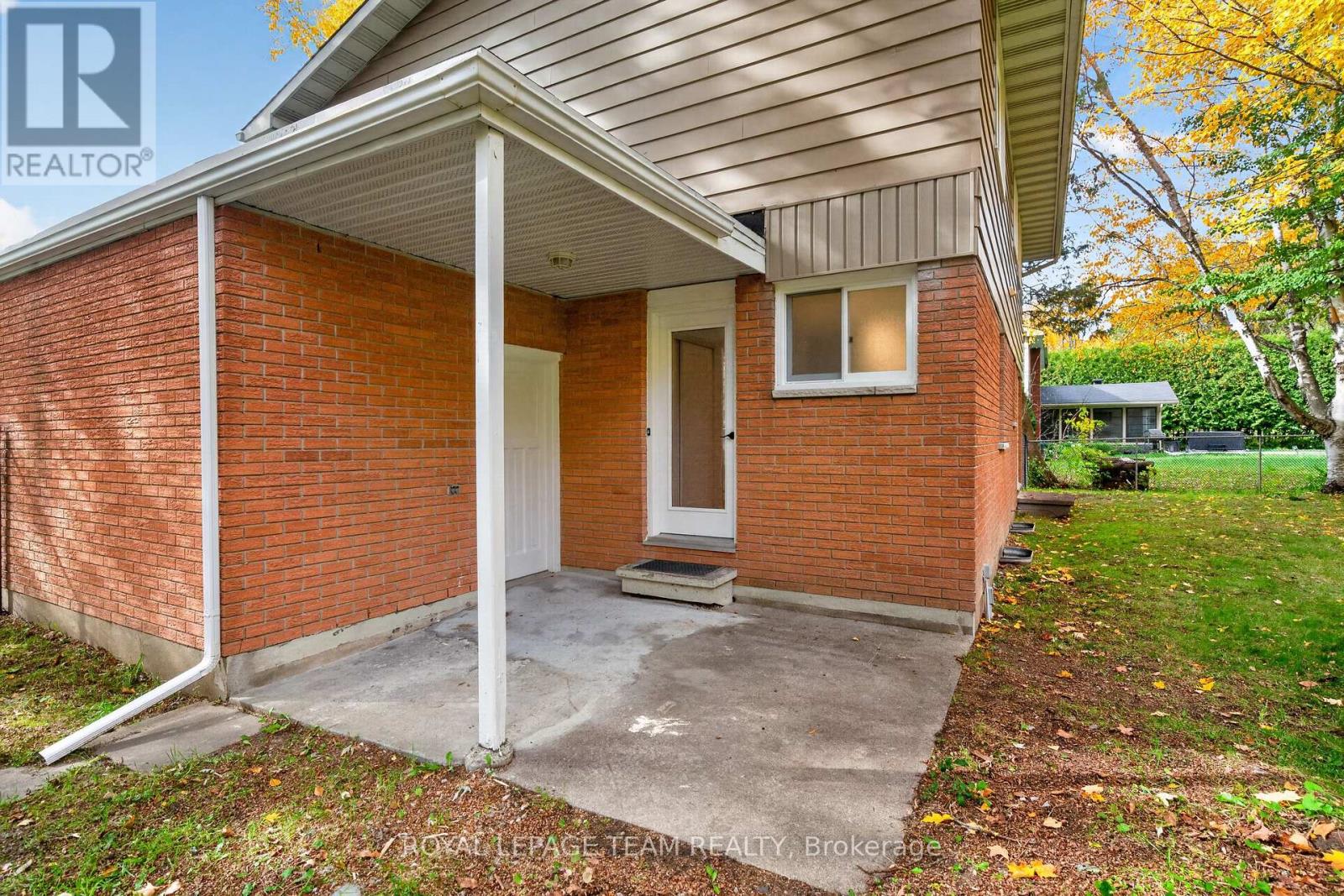 120 GLENNCASTLE DRIVE - 14