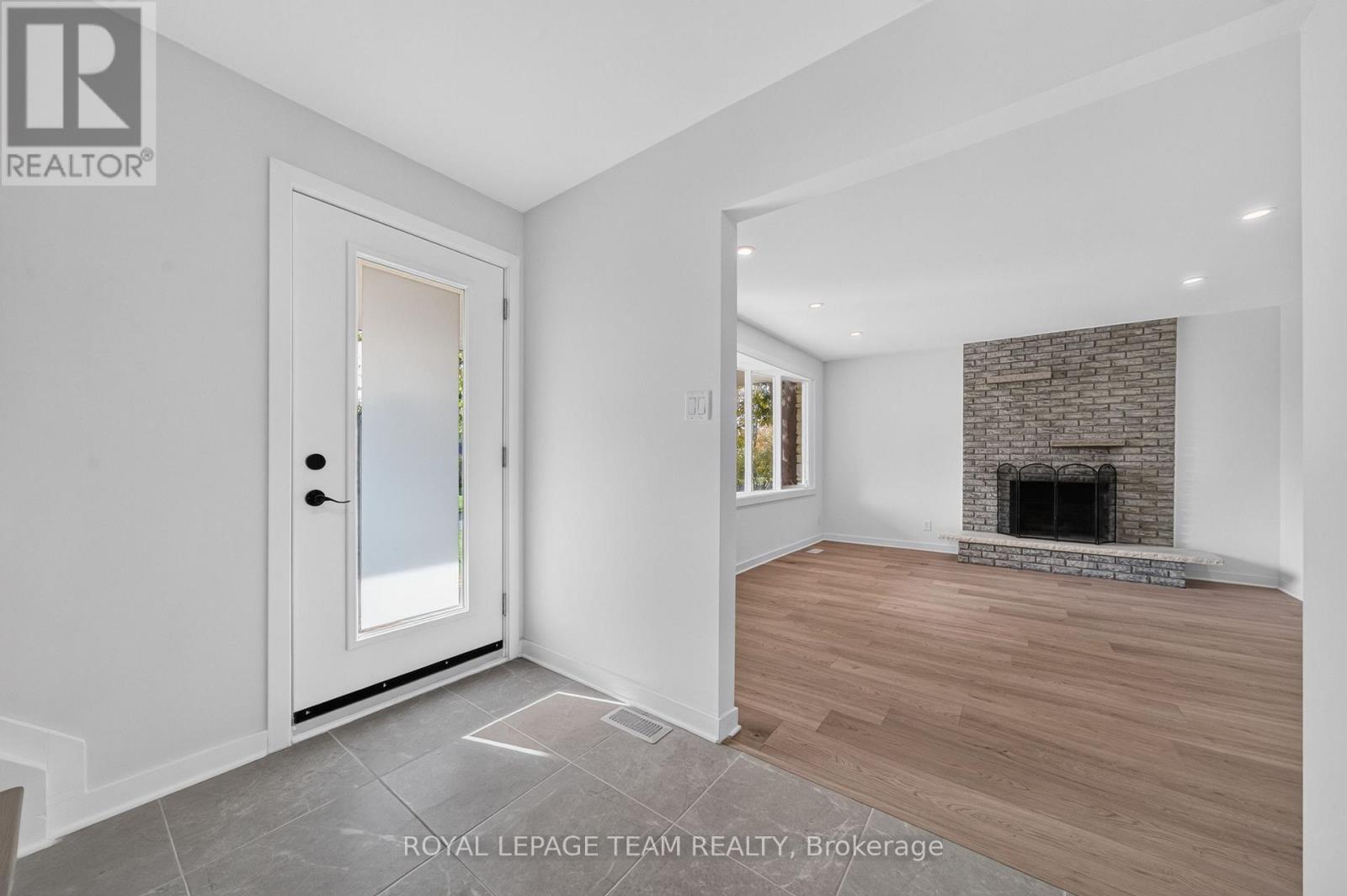 120 Glenncastle Drive — photo 24