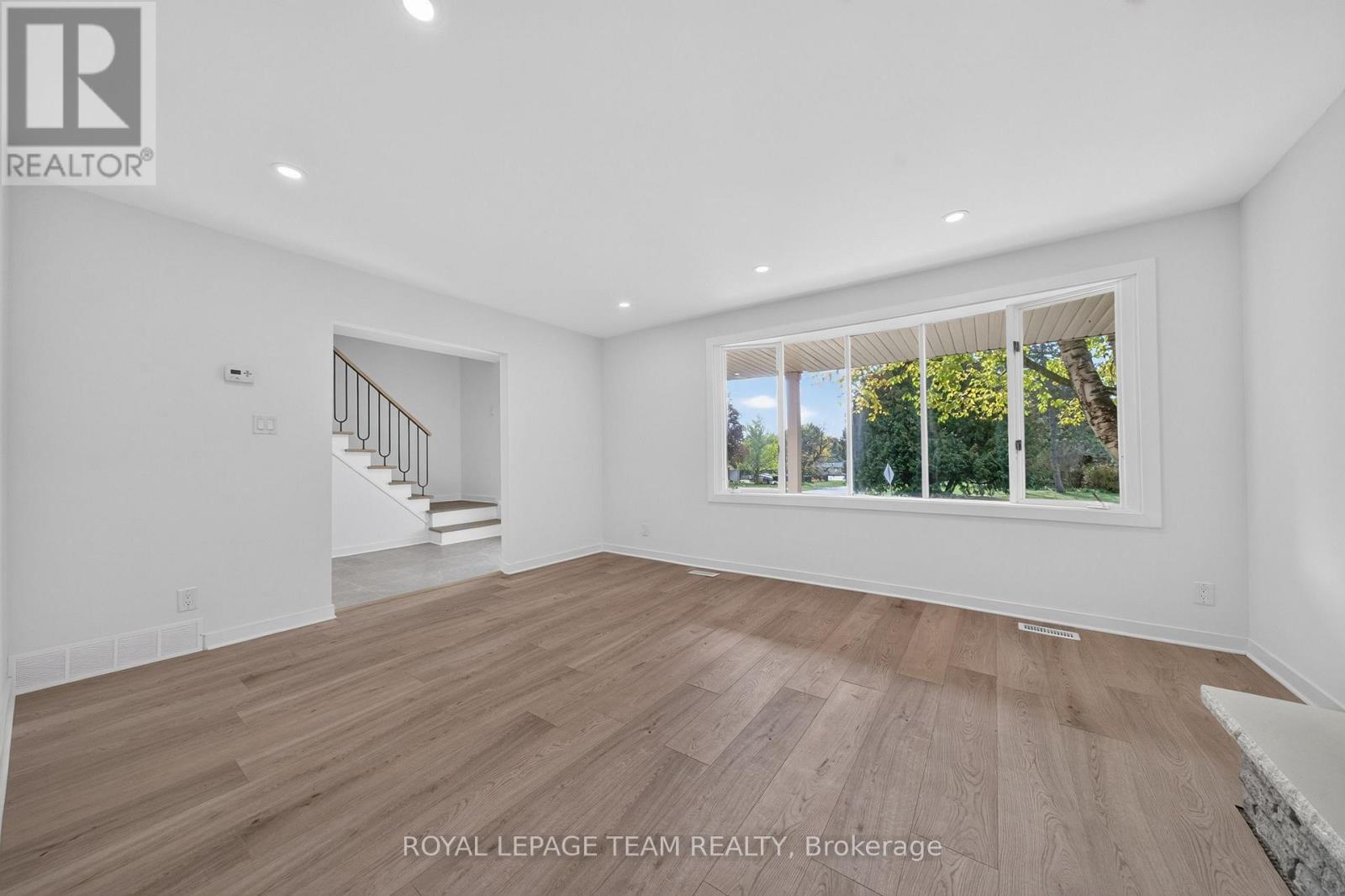120 Glenncastle Drive — photo 26