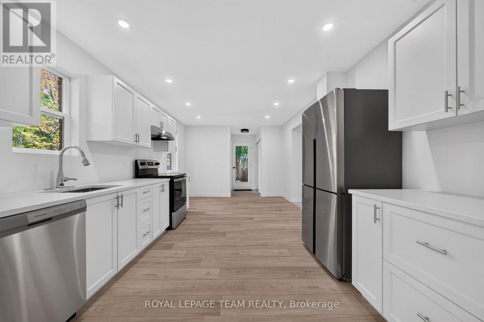 120 GLENNCASTLE DRIVE - 30