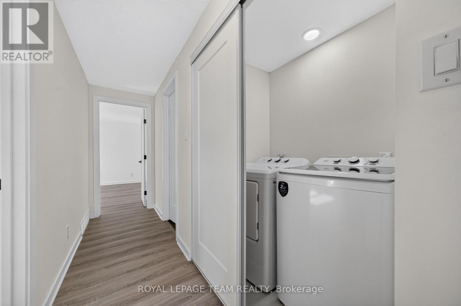 120 Glenncastle Drive — photo 40