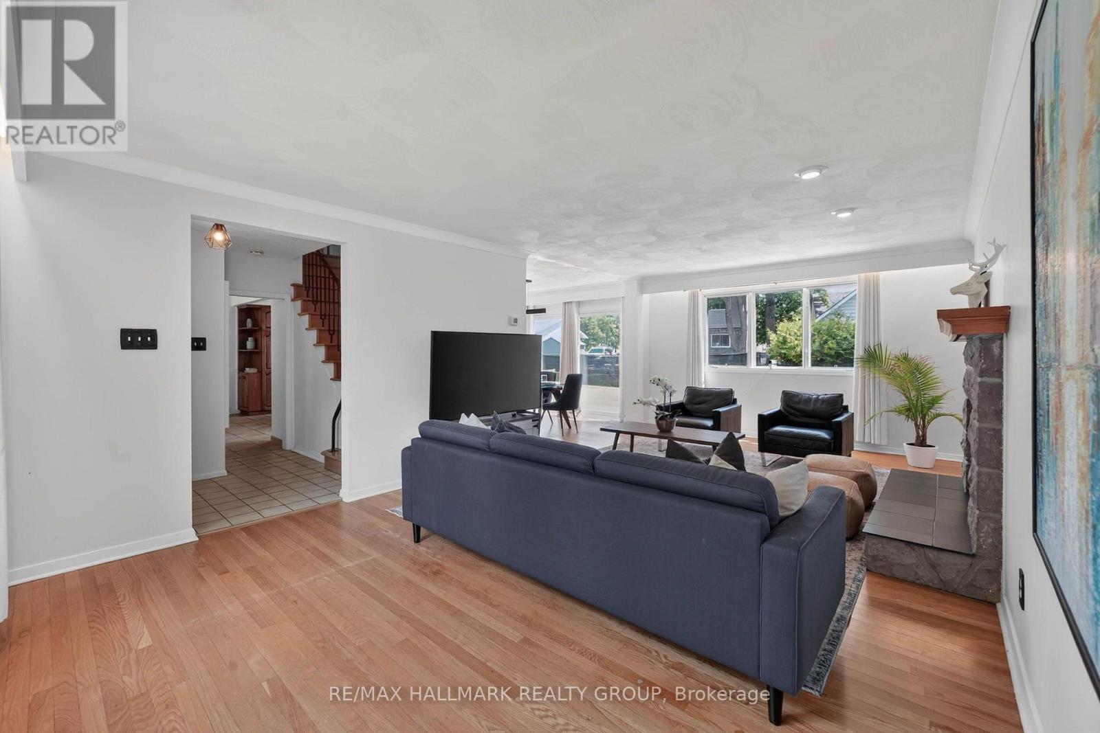 1038 ARNOT ROAD - 15