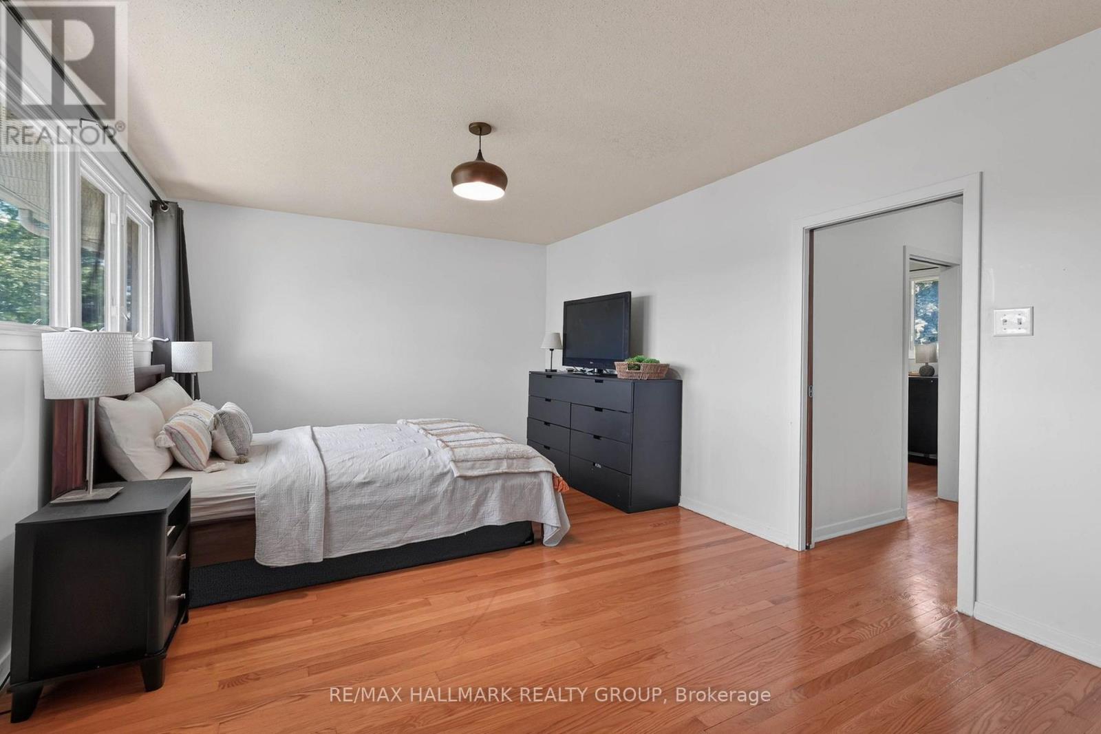 1038 ARNOT ROAD - 26