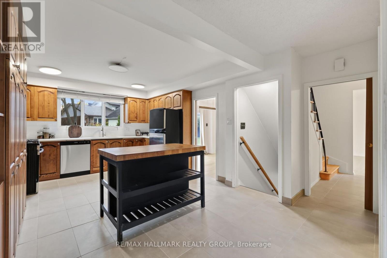 1038 ARNOT ROAD - 5