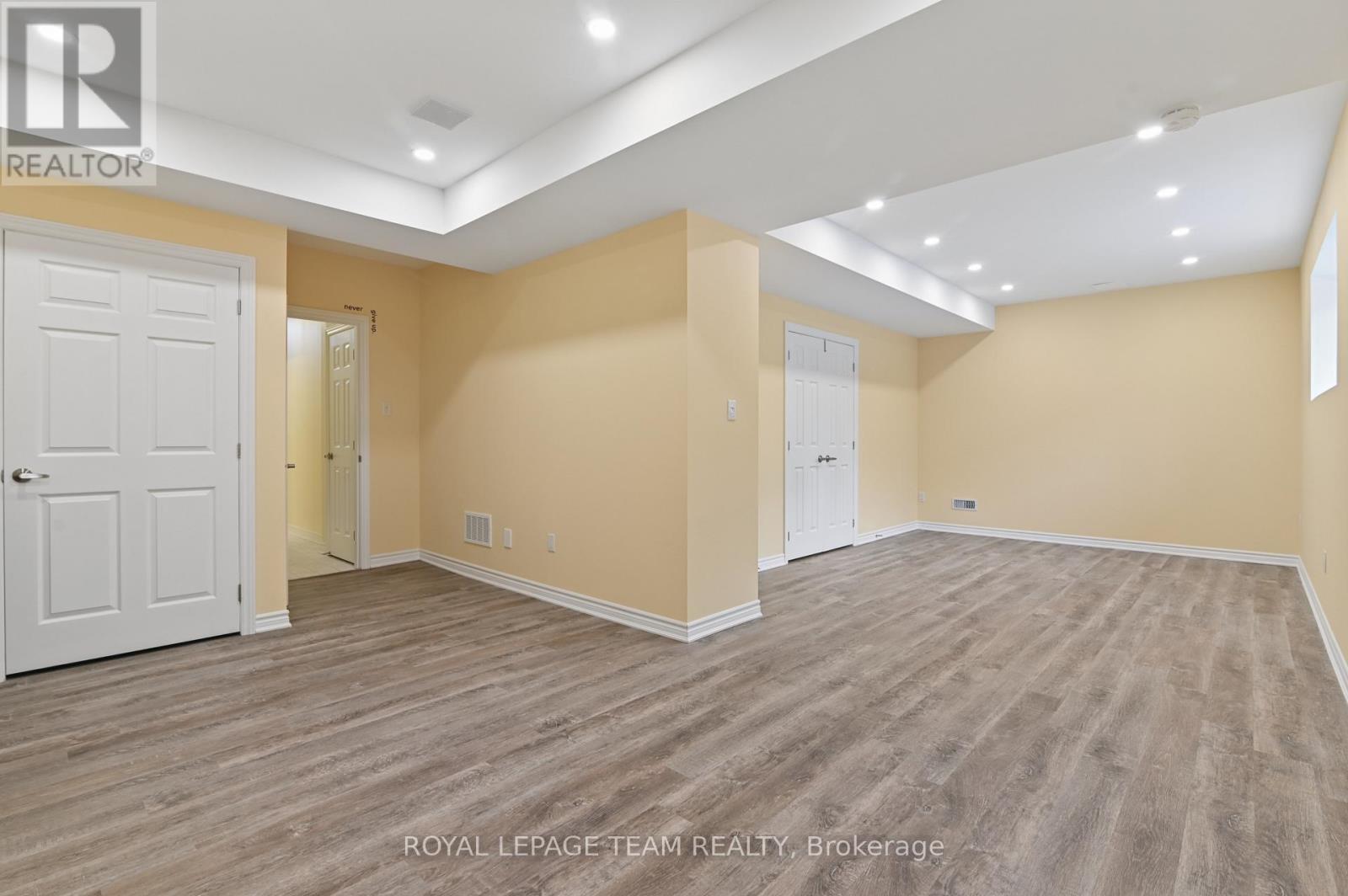 3566 Cambrian Road — photo 38
