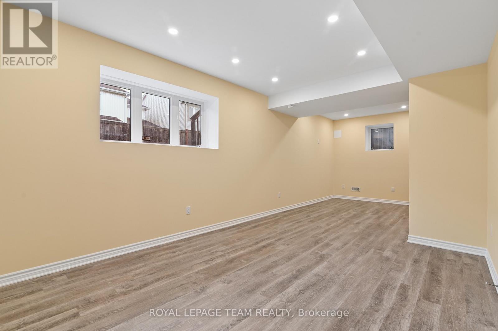3566 Cambrian Road — photo 39