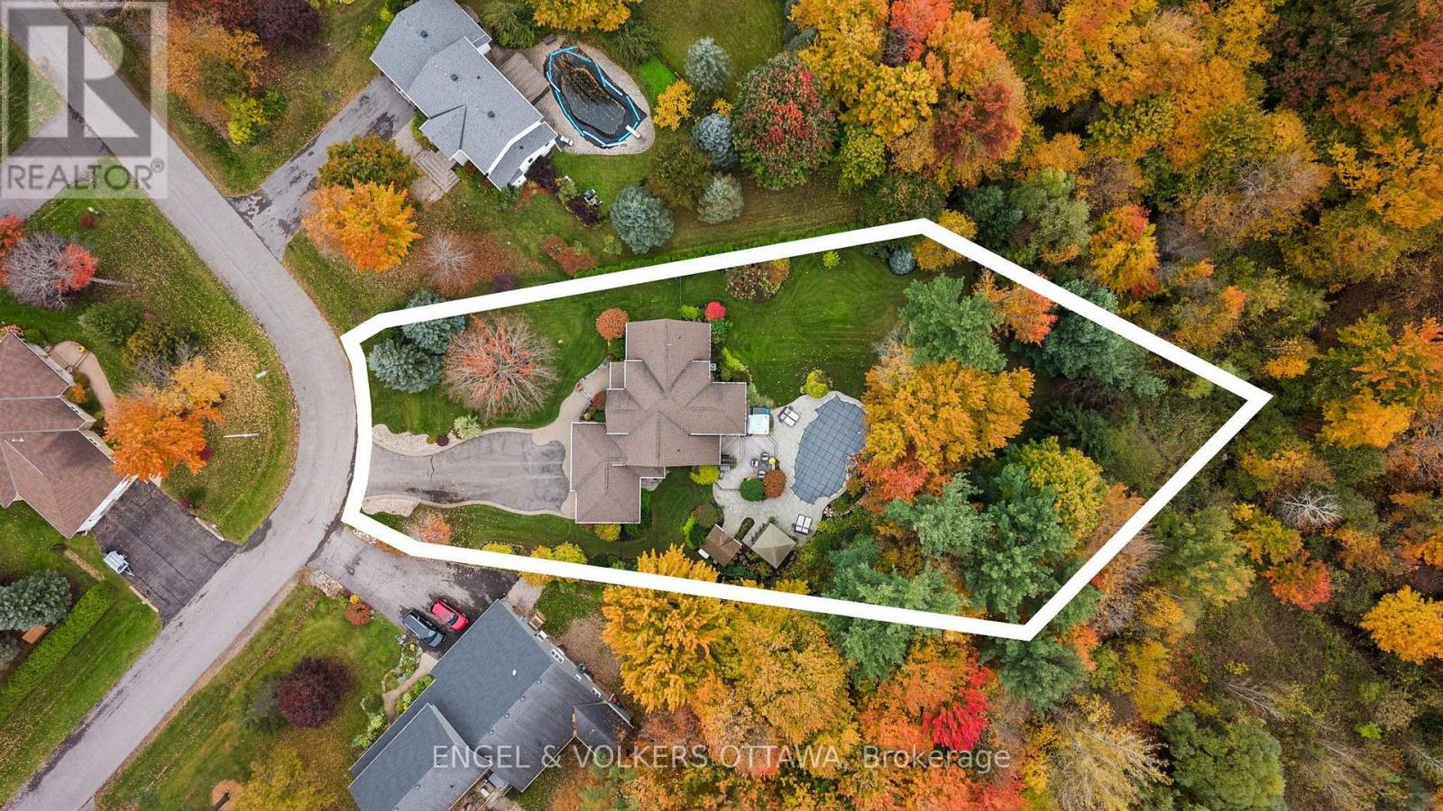 1629 SHAUNA CRESCENT - 38