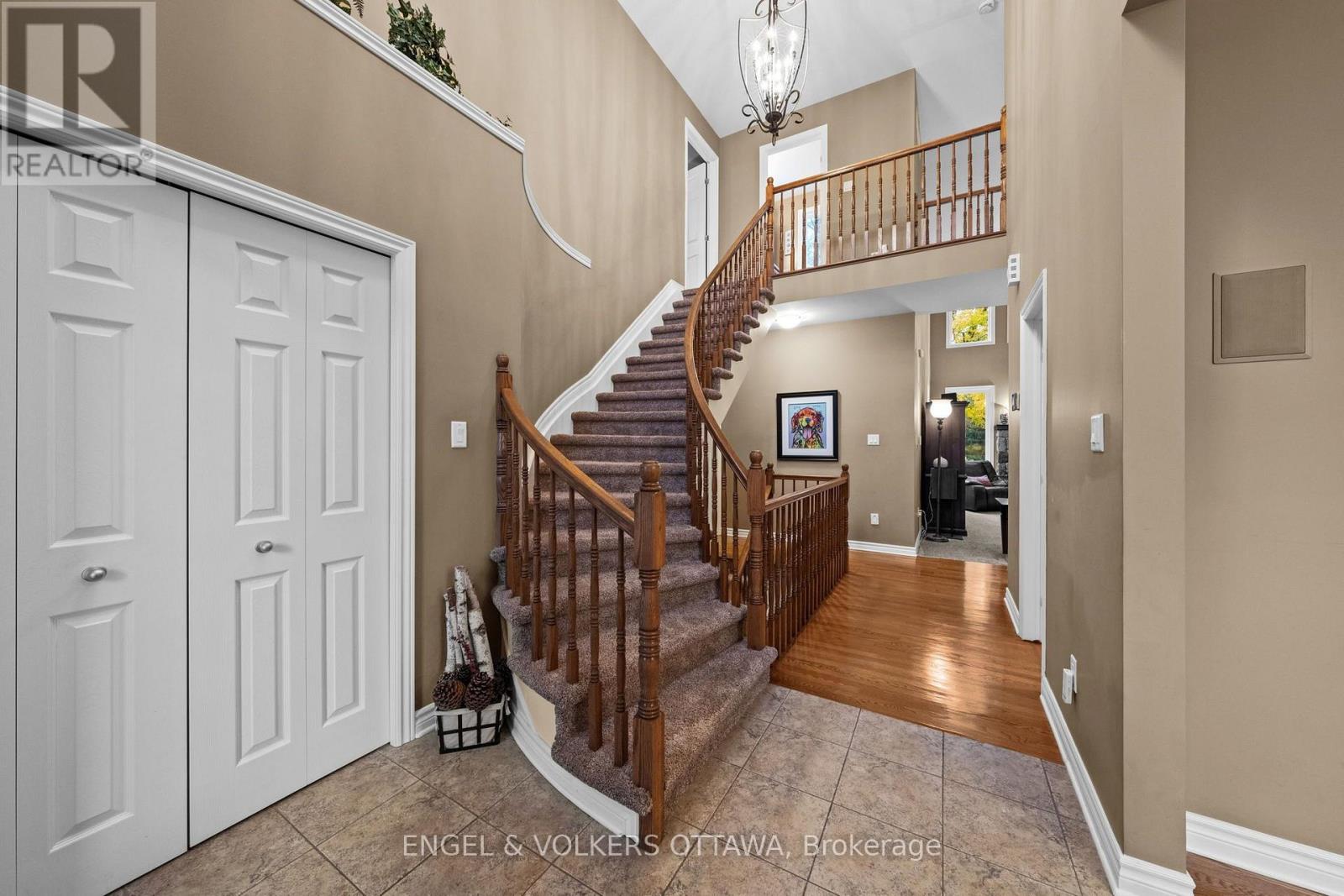 1629 SHAUNA CRESCENT - 4