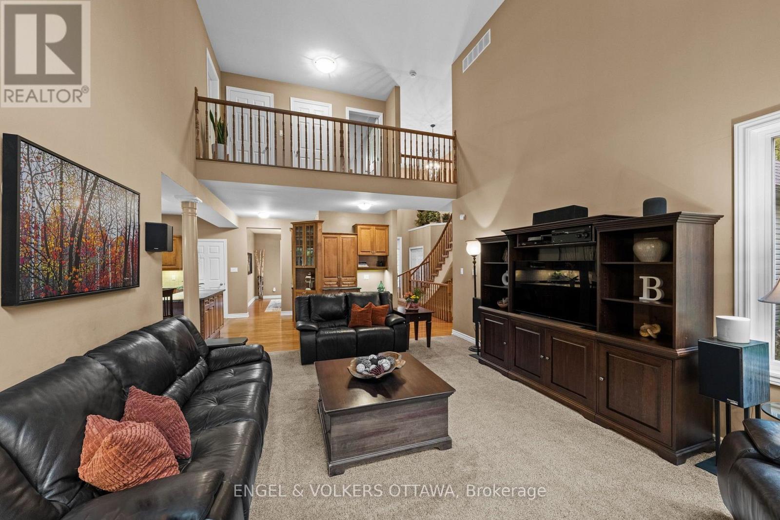 1629 SHAUNA CRESCENT - 6