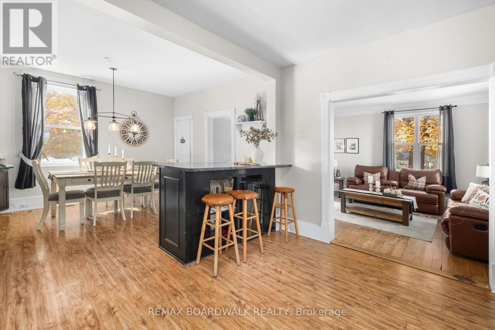526 Kelford Drive — photo 18