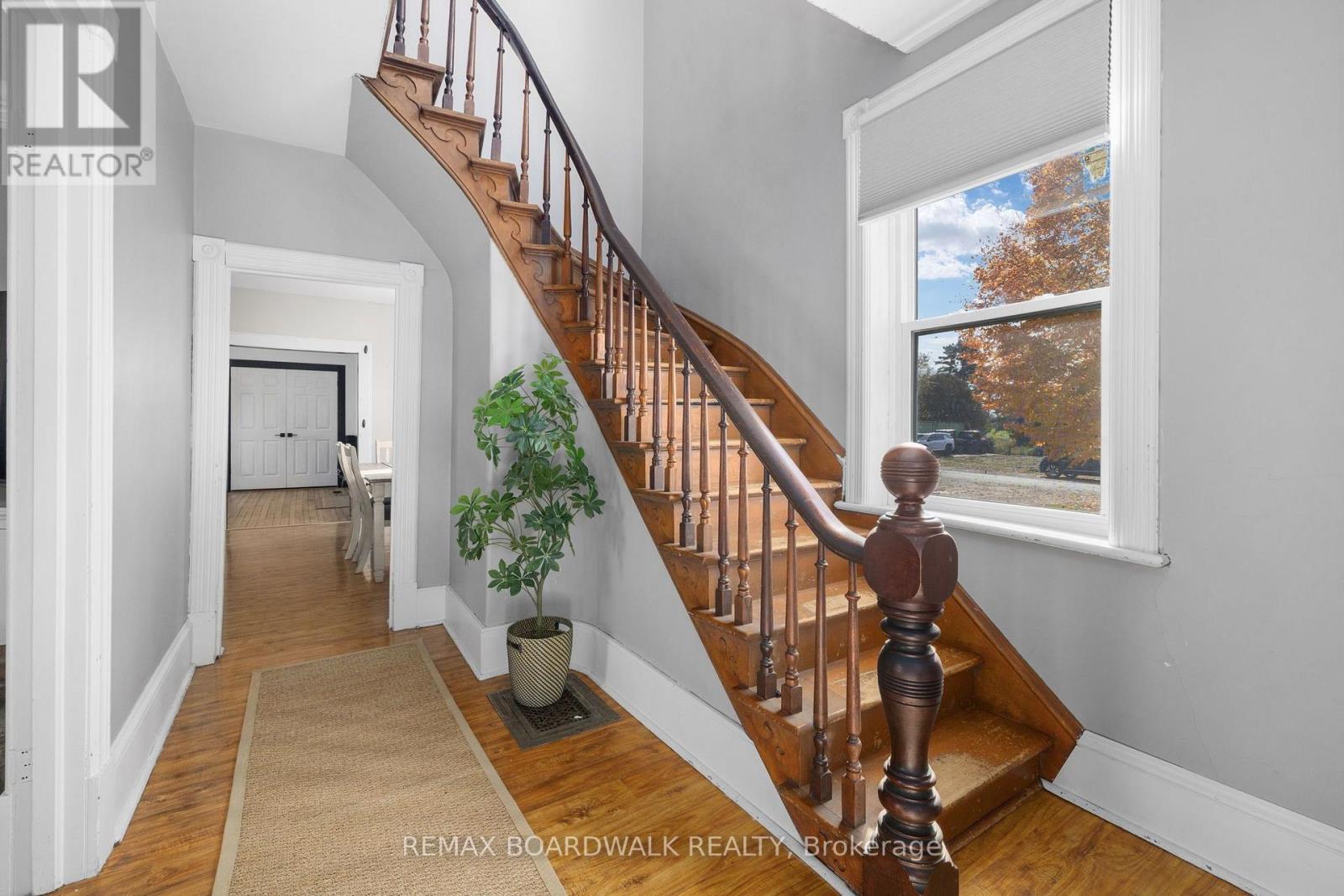 526 Kelford Drive — photo 24