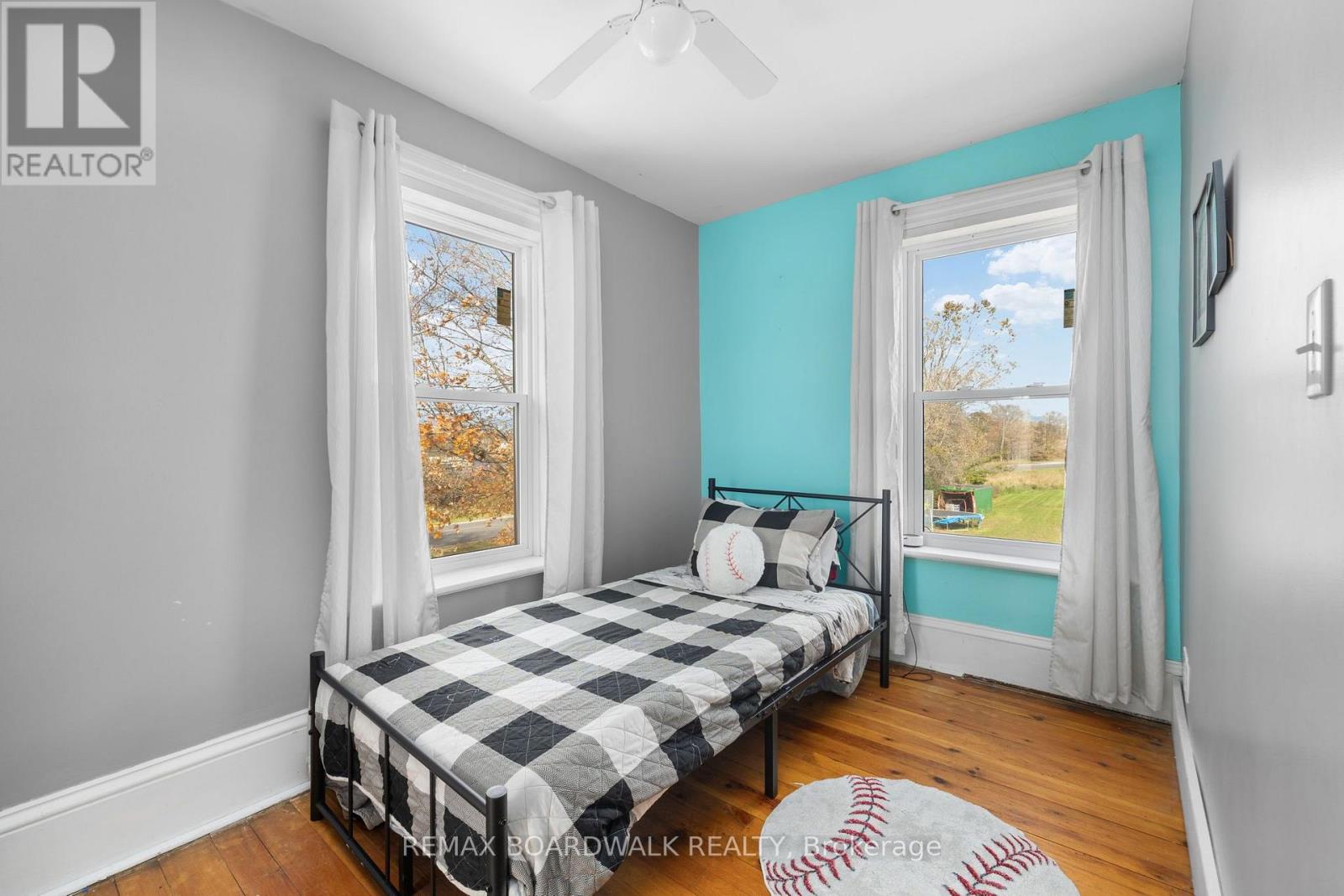 526 Kelford Drive — photo 32